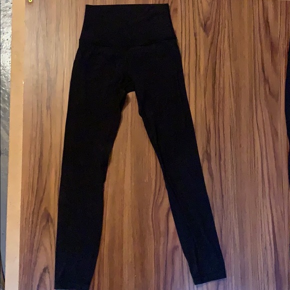 Lululemon Align Leggings - Picture 4 of 5
